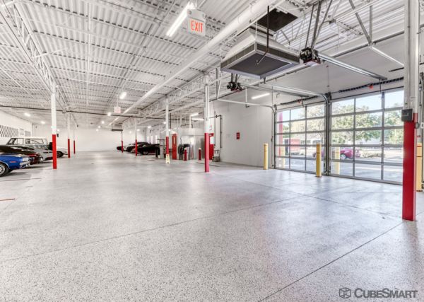 CubeSmart Self Storage - IL Wheaton E Roosevelt Road - 1830 East Roosevelt Road
