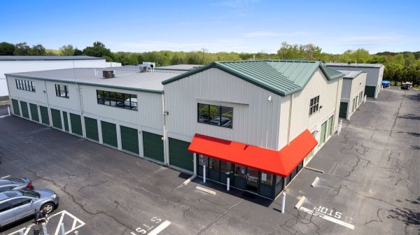 Storage Rentals of America - East Providence - Pawtucket Ave - 3346 Pawtucket Avenue