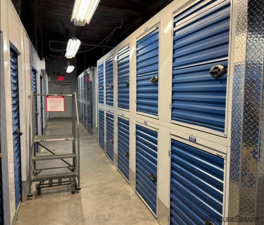 CubeSmart Self Storage NY Bronx Hollers Ave - 2325 Hollers Avenue