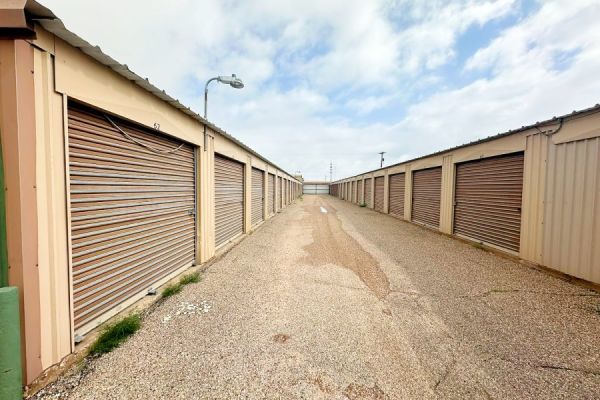 Brad's Storage - 5930 50th Street