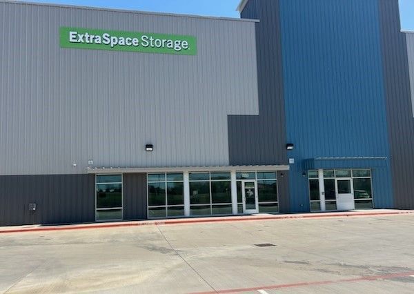 Extra Space Storage - 6878 - Waco - S New Rd - 2333 South New Road