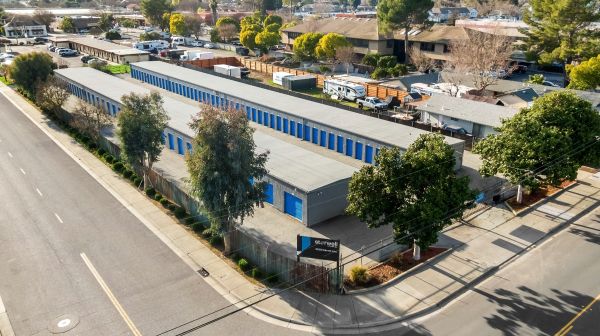 Storwell Storage - Morgan Hill - 16325 Barrett Avenue
