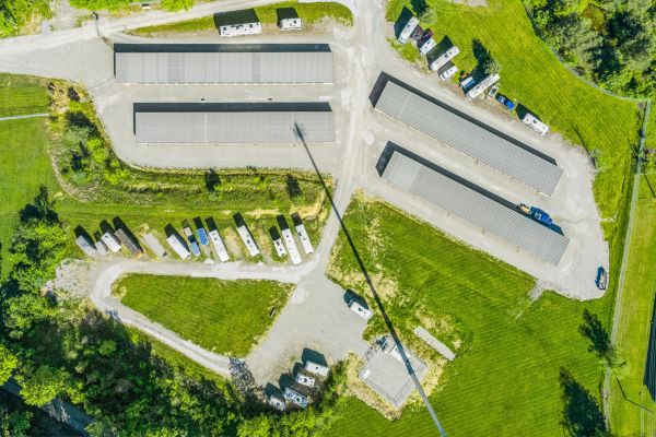 LocalStorage Hunker - 111 Hunker Waltz Mill Road