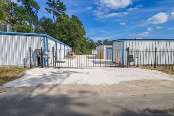Rosewood Self Storage - 405 North Street