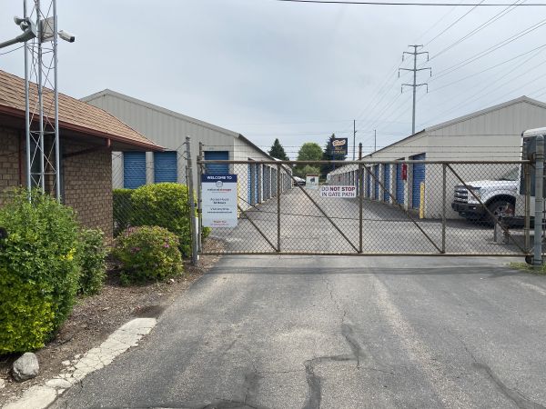 National Storage Howell - Grand Oaks - 1481 Grand Oaks Drive