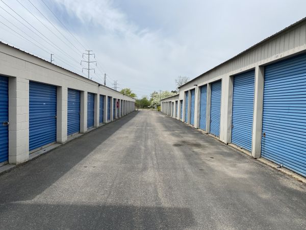 National Storage Howell - Grand Oaks - 1481 Grand Oaks Drive