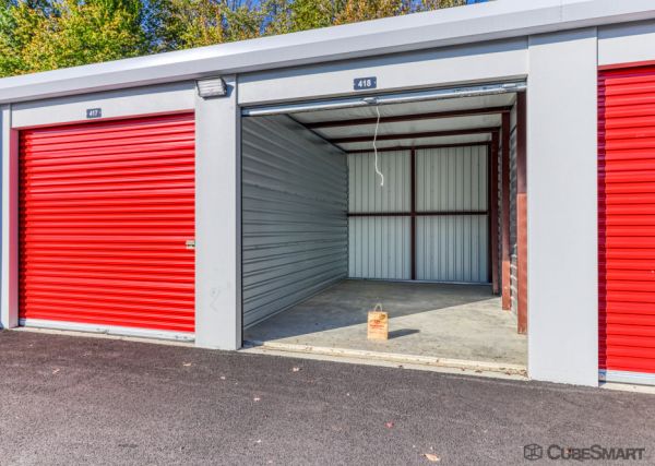 CubeSmart Self Storage CT Bloomfield Granby St - 85 Granby Street