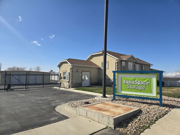 Extra Space Storage - 6841 - Spanish Fork - N Chappel Dr - 1971 North Chappel Drive