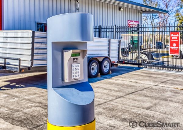 CubeSmart Self Storage - 4717 Strack Road - TX - 4717 Strack Road