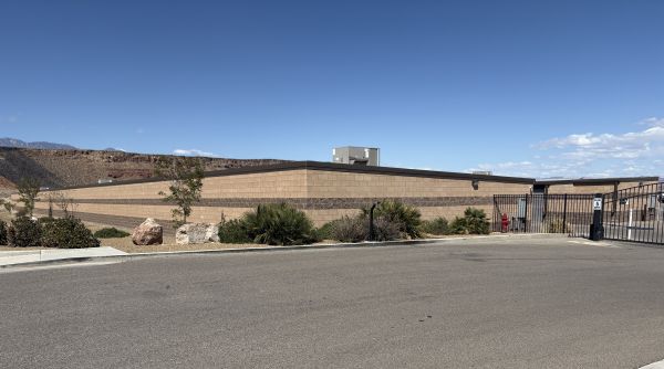 Bear River Storage Washington - 1205 South Sandhill Drive