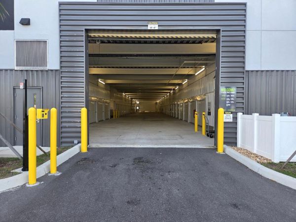 Extra Space Storage - 6898 - Venice - Times Cir - 19430 Times Circle