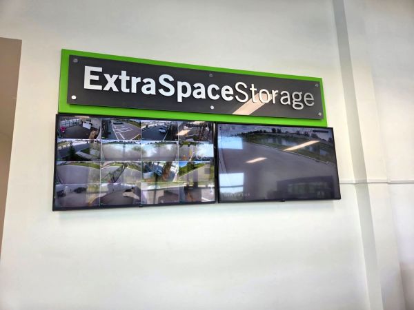 Extra Space Storage - 6898 - Venice - Times Cir - 19430 Times Circle