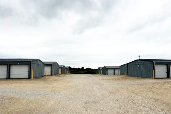 Lakeview Storage - 304 South 2nd Street