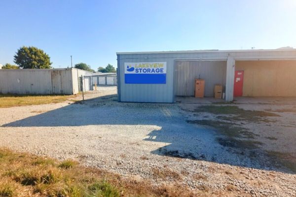 Lakeview Storage - 304 South 2nd Street