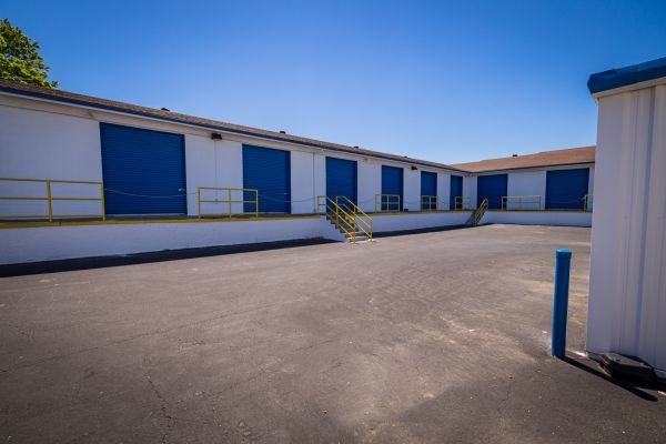 National Storage Owensboro W- 5th Street - 1512 West 5th Street