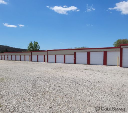 CubeSmart Self Storage AR Fayetteville N Center St - 2415 North Center Street