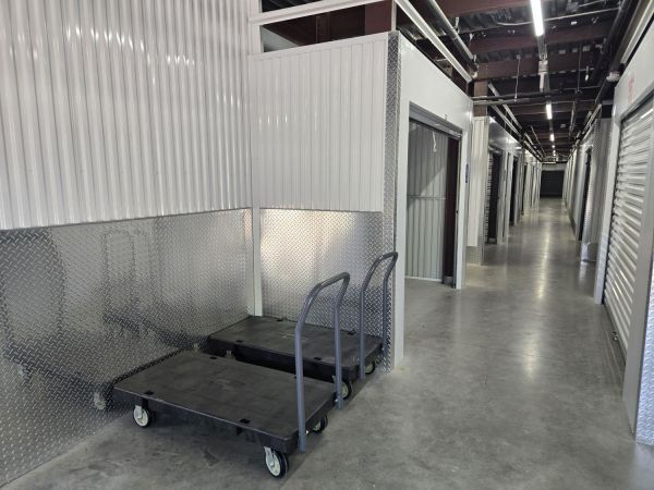 Extra Space Storage - 6671 - Austin - 851 Airport Blvd - 851 Airport Boulevard