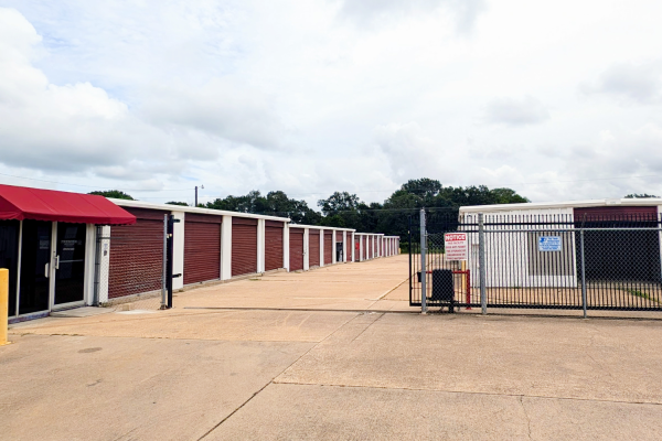 Premier Mini Storage - 1742 North Earl Rudder Freeway