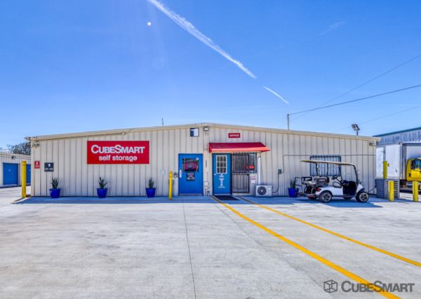 CubeSmart Self Storage - 300 East Little York - TX - 300 East Little York Road