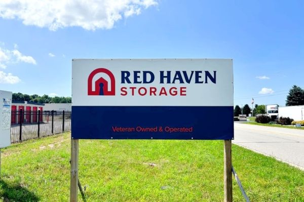 Red Haven Storage - 2401 Charlotte Avenue