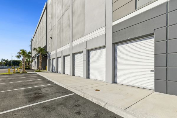Extra Space Storage - 6053 - Coconut Creek - 4161 Hillsboro Blvd - 4161 West Hillsboro Boulevard