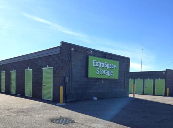 Extra Space Storage - 6836 - Hazelwood - Pershall Rd - 8784 Pershall Road