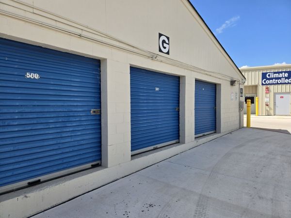 Extra Space Storage - 6757 - Austin - Harold Ct - 6330 Harold Court