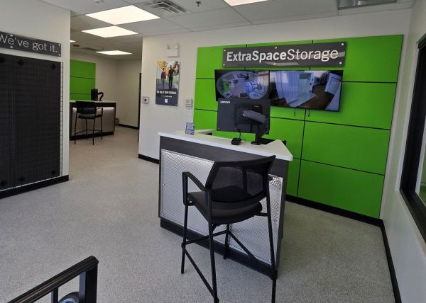 Extra Space Storage - 6777 - Chicago - 4343 S Ashland Ave - 4343 South Ashland Avenue