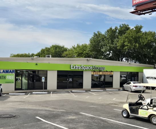 Extra Space Storage - 6758 - Austin - 11712 N Lamar Blvd - 11712 North Lamar Boulevard