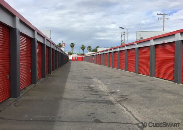 CubeSmart Self Storage CA Sacramento Stockton Blvd - 5443 Stockton Boulevard