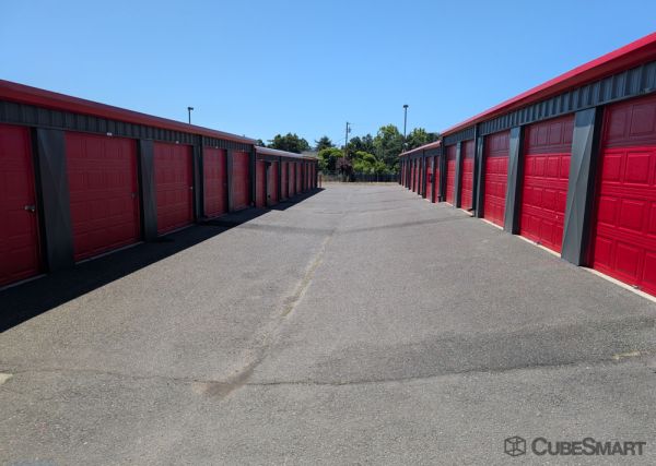 CubeSmart Self Storage CA Ukiah S State St - 2301 South State Street