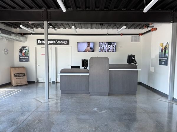 Extra Space Storage - 4271 - Bradenton - 64th St Ct E - 921 64th Street Court East