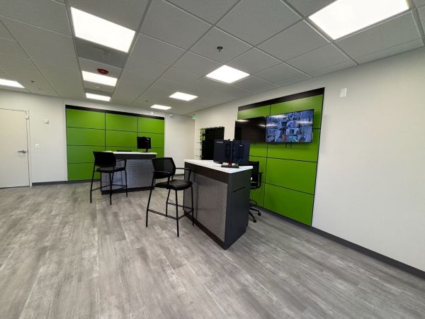 Extra Space Storage - 6889 - Nottingham - Franklin Square Dr - 9910 Franklin Square Drive