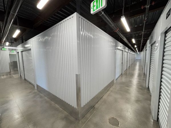Extra Space Storage - 6889 - Nottingham - Franklin Square Dr - 9910 Franklin Square Drive