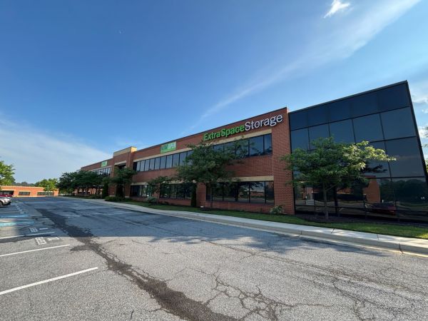 Extra Space Storage - 6889 - Nottingham - Franklin Square Dr - 9910 Franklin Square Drive