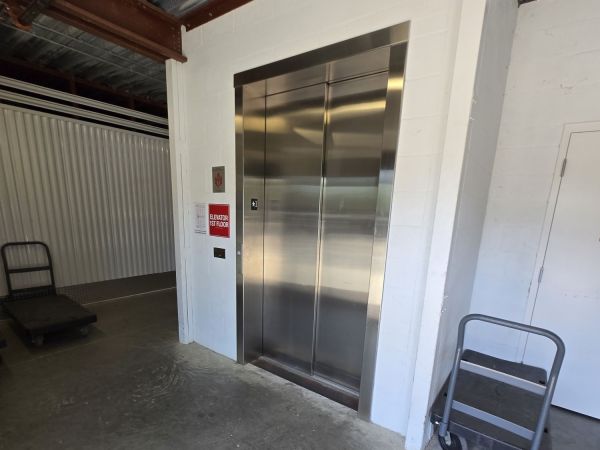 Extra Space Storage - 6912 - Bonita Springs - Production Cir - 24355 Production Circle