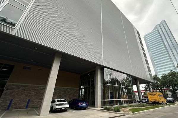 SmartStop Self Storage - Houston - 3130 Southwest Fwy - 3130 Southwest Freeway