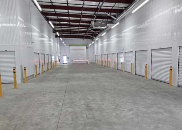 Extra Space Storage - 7891 - Gainesville - 10th Pl - 7111 Northwest 10th Place