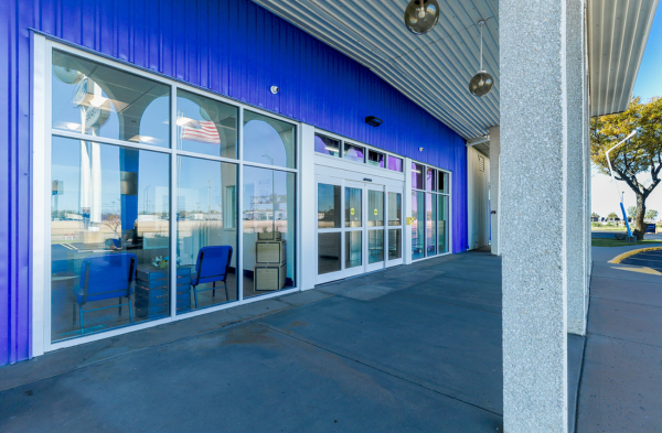Peoples Choice Storage 10915 W. Kellogg - 10915 West Kellogg Drive