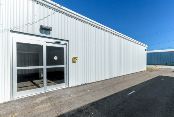 Peoples Choice Storage 10915 W. Kellogg - 10915 West Kellogg Drive