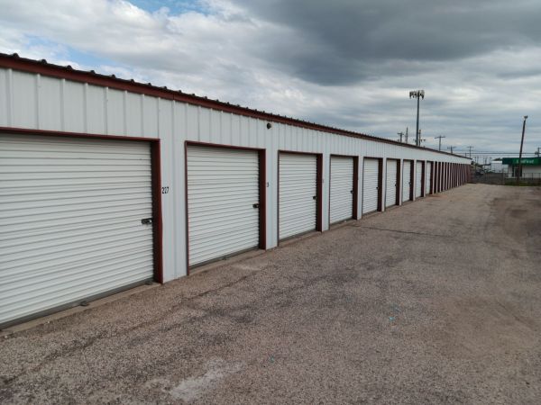 Amarillo Safe Storage - 2101 South Bolton Street