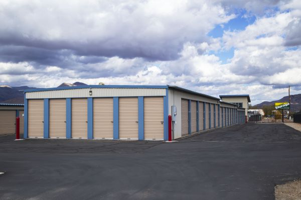 Towne Storage Daniels Rd - 1670 South Daniels Road