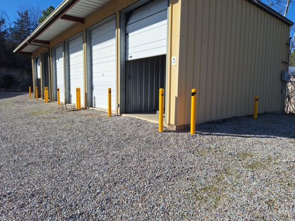 Block Space Solutions - 100 Illinois Street