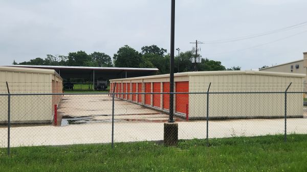 75 North Storage - 1756 Texas 75