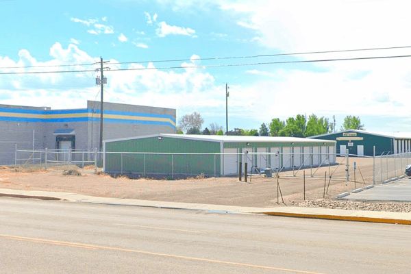Ontario Mini Storage - 2252 Southwest 4th Avenue