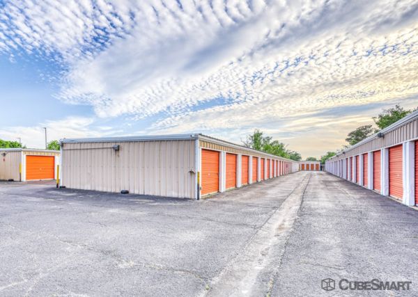 CubeSmart Self Storage - Holland Road - 3213 Holland Road