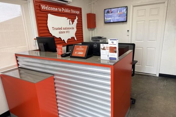 Public Storage - Beaumont - 575 Interstate 10 - 575 Interstate 10