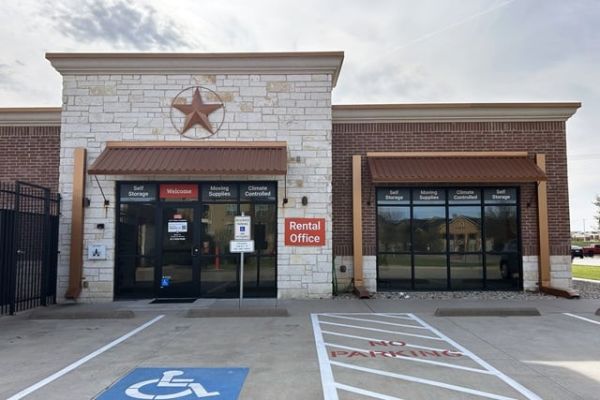 Public Storage - Mansfield - 264 N State Highway 360 - 264 N State Highway 360