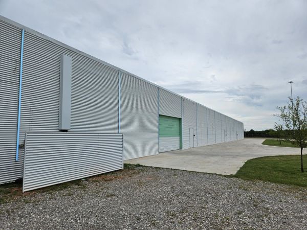 Extra Space Storage - 6969 - Oklahoma City - N I 35 Service Rd - 8101 North I- 35 Service Road
