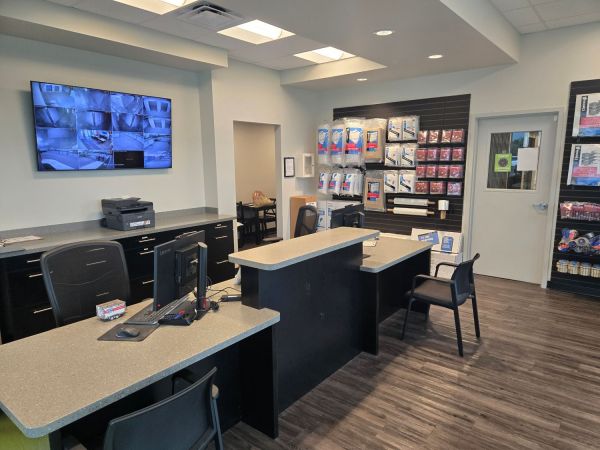 Extra Space Storage - 6954 - Port Charlotte - 835 Tamiami Trl - 835 Tamiami Trail
